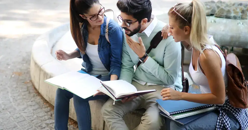 Leadership training programs at training 2U your path to career excellence